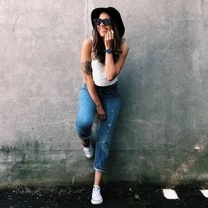 Meet your Posher, Taïna